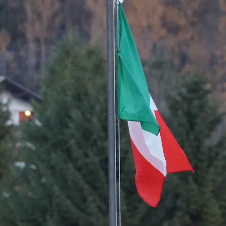 In Cortina شاليه كورتينا دامبيتزو